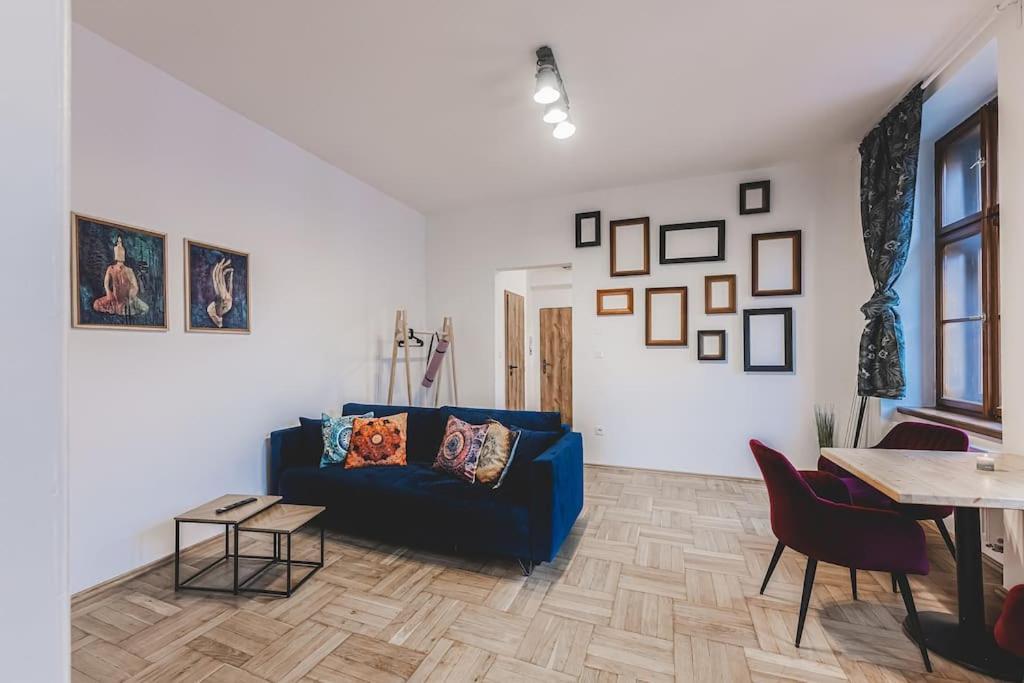 Carolina'S Yoga Apartment Hradec Králové 외부 사진